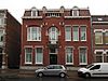 Gedeeltelijk vrijstaand art nouveau herenhuis