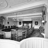Interieur overzicht witte zaal voor de restauratie - Bergen op Zoom - 20324503 - RCE -  Stadhuis: Interieur overzicht witte zaal voor de restauratie 