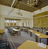 Interieur overzicht raadszaal naar voorzijde, na de restauratie - Bergen op Zoom - 20324386 - RCE -  Stadhuis: Interieur overzicht raadszaal naar voorzijde, na de restauratie 