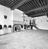 Interieur overzicht hal voor de restauratie - Bergen op Zoom - 20324474 - RCE -  Stadhuis: Interieur overzicht hal voor de restauratie 