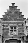 Exterieur VOORBURCHT, DETAIL ZUIDZIJDE POORTGEBOUW - Heeswijk - 20267893 - RCE -  Kasteel Heeswijk: Exterieur VOORBURCHT, DETAIL ZUIDZIJDE POORTGEBOUW 