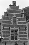 Exterieur VOORBURCHT, DETAIL NOORDZIJDE POORTGEBOUW - Heeswijk - 20267897 - RCE -  Kasteel Heeswijk: Exterieur VOORBURCHT, DETAIL NOORDZIJDE POORTGEBOUW 