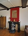 Wit geaderd marmer - 's-Hertogenbosch - 20333363 - RCE -  Apotheek: Interieur eerste verdieping, kamer met schouw, groen/wit geaderd marmer 