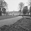 Overzicht voorgevel landhuis, psychiatrisch ziekenhuis, voormalig klooster - Rosmalen - 20348637 - RCE -  Coudewater: Overzicht voorgevel landhuis, psychiatrisch ziekenhuis, voormalig klooster (opmerking: Gefotografeerd voor Monumenten In Nederland Noord-Brabant, bladzijde 290) 