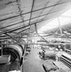 Interieur looierij, overzicht met ronde vaten - Dongen - 20336553 - RCE -  Leerlooierij Driessen: Interieur looierij, overzicht met ronde vaten 