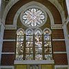 Interieur transept, gebrandschilderde glas in loodramen - Dongen - 20336993 - RCE -  Klooster Franciscanessen: Interieur transept, gebrandschilderde glas in loodramen 