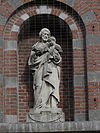 Franciscanessenklooster P1040595.JPG -  Detail voorgevel Franciscanessenklooster in Dongen 