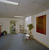 Interieur, hal met gedenksplaquette en zicht op kantoorruimte - Dongen - 20337026 - RCE -  Stoomfabriek En Schoenenfabriek Smits En Cie: Interieur, hal met gedenksplaquette en zicht op kantoorruimte 