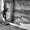 Interieur, blootgelegde vloerconstructie - Geertruidenberg - 20321458 - RCE -  De Rogh: Interieur, blootgelegde vloerconstructie 