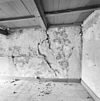 Interieur eerste verdieping, scheur in zijgevel - Grave - 20325959 - RCE -  Interieur eerste verdieping, scheur in zijgevel 