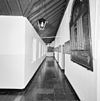 Interieur begane grond, overzicht kloostergang - Velp - 20351455 - RCE -  Kapucijnenklooster Emmaus: Interieur begane grond, overzicht kloostergang 