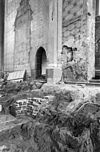 Detail opgravingen in viering gezien naar het noord-oosten - Grave - 20083945 - RCE -  Rooms-Katholieke Kerk: detail opgravingen in viering gezien naar het noord-oosten
