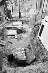 Funderingen noordelijke zijkapellen van het schip gezien naar het oosten - Grave - 20083873 - RCE -  Rooms-Katholieke Kerk: funderingen noordelijke zijkapellen van het schip gezien naar het oosten
