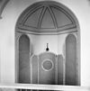 Interieur kloosterkapel, nis met scherm - Helmond - 20337873 - RCE -  Voormalig Klooster: Interieur kloosterkapel, nis met scherm 