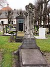 Reek Rijksmonument 519143 kerkhof, graf Xavier Smits.JPG -  Reek Rijksmonument 519143 kerkhof, graf Xavier Smits (pastoor Smits) met grafbeeld de Goede Herder, beeldhouwer A. van Bokhoven 