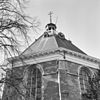 Gedeelte van achtzijdig tentdak met open dakruiter met koepeldakje - Willemstad - 20341141 - RCE -  Nederlands Hervormde Kerk: Gedeelte van achtzijdig tentdak met open dakruiter met koepeldakje 