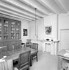 Interieur, overzicht vertrek rechts voor met schouw en kast - Nuenen - 20338030 - RCE -  Voormalige Pastorie / Werkatelier En Woonhuis Geweest Van Vincen: Interieur, overzicht vertrek rechts voor met schouw en kast 