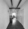 Interieur. Verdieping- overzicht gang richting voorzijde - Nuenen - 20338036 - RCE -  Voormalige Pastorie / Werkatelier En Woonhuis Geweest Van Vincen: Interieur. Verdieping: overzicht gang richting voorzijde 