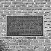 Detail schuur achterzijde pastorie- gedenksteen Vincent van Gogh - Nuenen - 20338028 - RCE -  Voormalige Pastorie / Werkatelier En Woonhuis Geweest Van Vincen: Detail schuur achterzijde pastorie: gedenksteen Vincent van Gogh 