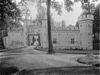 Overzicht met ophaalbrug - Sint-Oedenrode - 20170832 - RCE -  Kasteel Henkenshage: Overzicht met ophaalbrug 