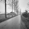 Overzicht boerderij vanaf de straat (Hulst) - Sint-Oedenrode - 20333231 - RCE -  Boerderijen/ Langgevelboerderij: Overzicht boerderij vanaf de straat (Hulst) 