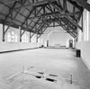 Interieur overzicht bovenzaal met kapconstrructie - Tilburg - 20330710 - RCE -  Patronaat St. Joseph: Interieur overzicht bovenzaal met kapconstrructie 