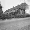 Exterieur overzicht boerderij vanaf de straatkant - Veghel - 20326065 - RCE -  Exterieur overzicht boerderij vanaf de straatkant 