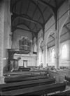 Interieur naar het westen - Capelle - 20046522 - RCE -  Nederlands Hervormde Kerk: interieur naar het westen (opmerking: Fotonummer 10048) 