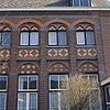 Gedeelte gevel met metselmozaiÃ«k - Zundert - 20346927 - RCE -  Voormalig Klooster Sint Anna: Gedeelte gevel met metselmozaiÃ«k 
