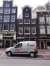 Pand met halsgevel