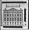 Gravure van het Trippenhuis in Museum Maarten van Rossum in Zaltbommel - Amsterdam - 20015209 - RCE -  Trippenhuis: gravure van het Trippenhuis in Museum Maarten van Rossum in Zaltbommel 