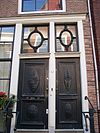 Pand met ingezwenkte halsgevel