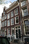 Pand met gevel onder rechte lijst