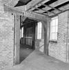 Interieur 2e verdieping middenmuur bij westgevel - Amsterdam - 20011412 - RCE -  West Indisch Pakhuis: interieur 2e verdieping middenmuur bij westgevel 
