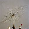 Interieur van de linker voorkamer op de bel-etage, detail van het plafond met stucwerk - Amsterdam - 20329322 - RCE -  Plafond/ Stucwerk: Interieur van de linker voorkamer op de bel-etage, detail van het plafond met stucwerk 