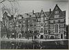 Overzicht gevelwand bankgebouw aan gracht - Amsterdam - 20319382 - RCE -  Bank van Leening: Overzicht gevelwand bankgebouw aan gracht (opmerking: Op het meest rechtse gedeelte: 