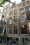Pand met klokgevel