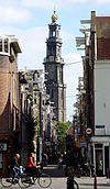 Westertoren Amsterdamkl -  Westertoren vanuit Westerstraat Jordaan. Eigen foto 