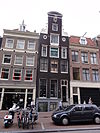 Pand met halsgevel met oeil-de-boeuf