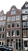 Pand met klokgevel
