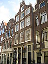 Pand met klokgevel