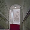Interieur eerste verdieping, traphal met stucwerk - Amsterdam - 20329323 - RCE -  Stucwerk: Interieur eerste verdieping, traphal met stucwerk 
