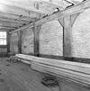 Interieur begane grond oost midden gedeelte naar het oosten - Amsterdam - 20011435 - RCE -  West Indisch Pakhuis: interieur begane grond oost midden gedeelte naar het oosten 