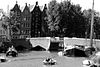 WLM - andrevanb - amsterdam, brug nr. 283 - Brug over de Waals Eilandgracht. Op de achtergrond de huizen aan de Kromme Waal. 