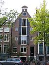 Pakhuis met puntgevel