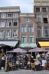 Pand met gevel onder rechte lijst