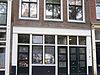 Huis met halsgevel