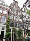 Pand met halsgevel met oeils-de-boeuf