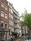 Pand met gevel onder recht lijst