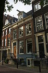 Huis onder dwars dak